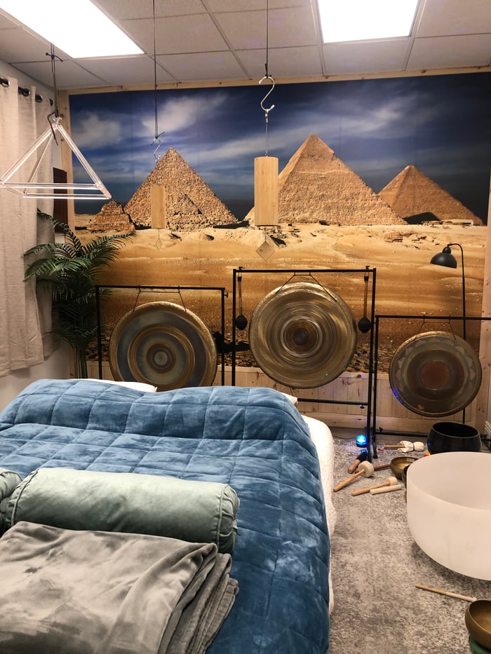 1:1 Sound Healing Session 90 Minutes image